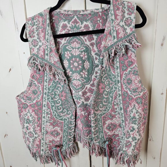 Vintage Boho Tapestry Fringe Vest – Southwestern Festival Style (Fits Like Large - Picture 1 of 6